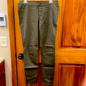 NoBo Olive Green Size Lg (11-13)